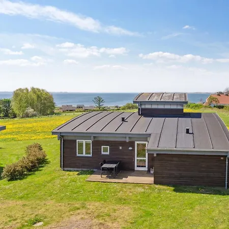 Holiday home Halvor - 275m From The Sea In Funen By Interhome