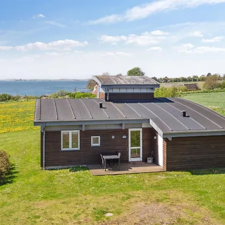 Hébergement de vacances Halvor - 275m From The Sea By Interhome